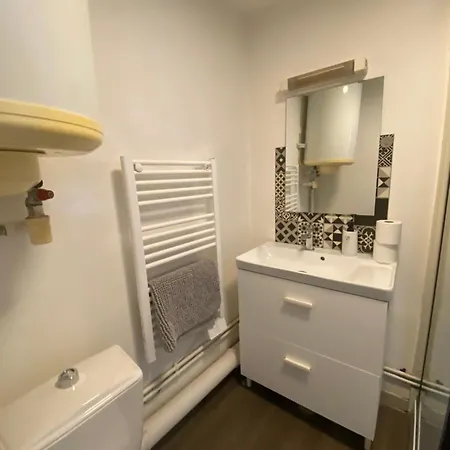 L'indigo, T2, 10 Min Centre Historique, Wifi, Netflix, Amazon Prime Пуатьє