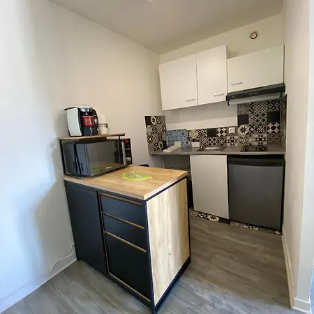 L'indigo, T2, 10 Min Centre Historique, Wifi, Netflix, Amazon Prime * Пуатьє