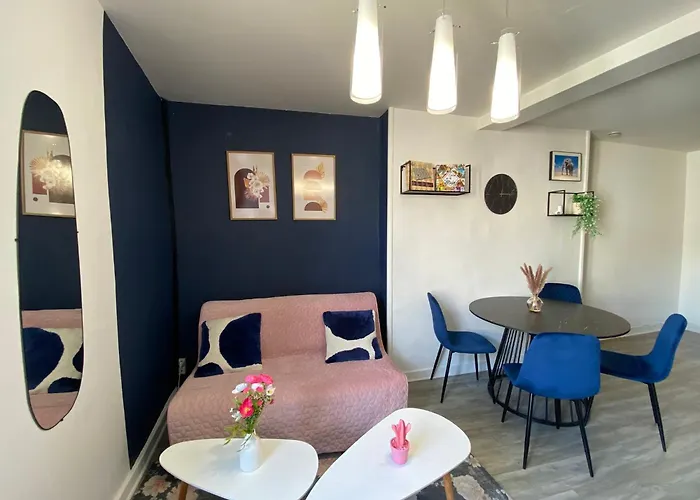 Apartment L'indigo, T2, 10 Min Centre Historique, Wifi, Netflix, Amazon Prime Poitiers