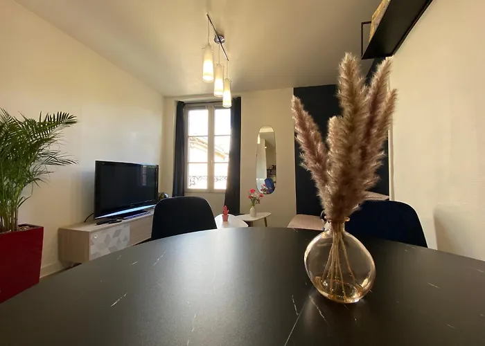 L'indigo, T2, 10 Min Centre Historique, Wifi, Netflix, Amazon Prime Apartment Poitiers